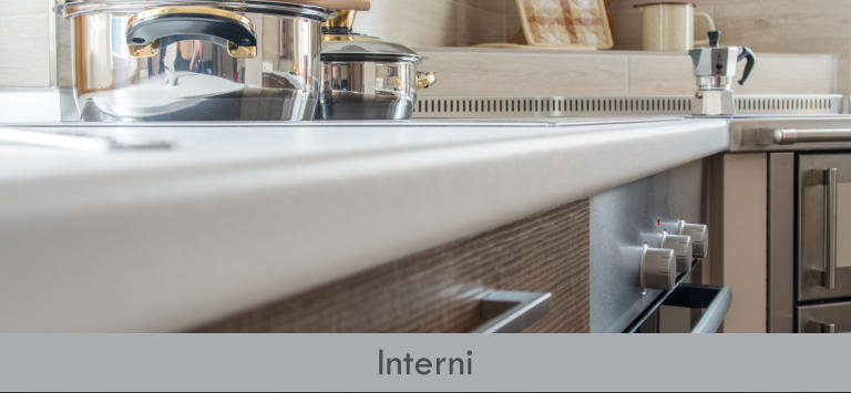 Interni